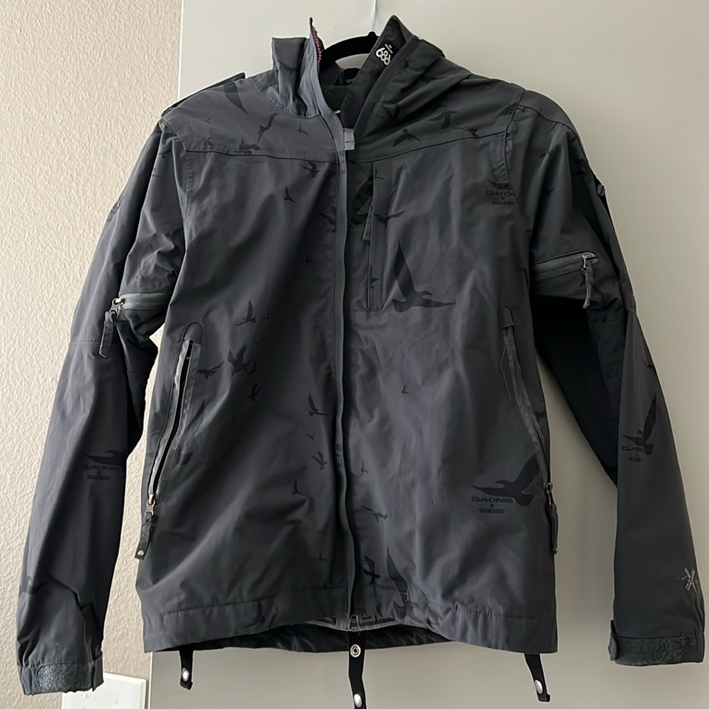 686 Dakine Snowboard Jacket Small